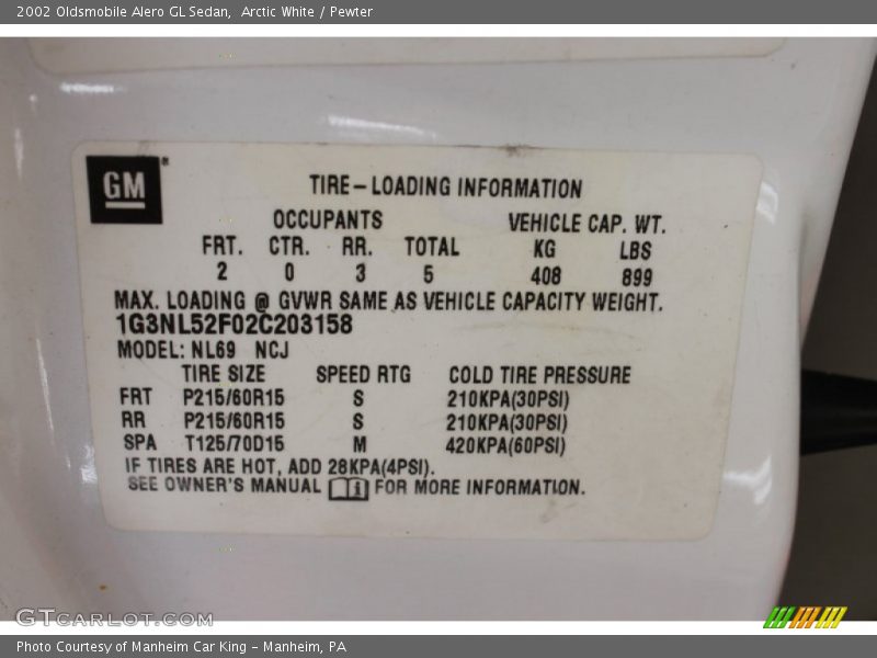 Arctic White / Pewter 2002 Oldsmobile Alero GL Sedan