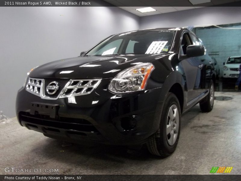 Wicked Black / Black 2011 Nissan Rogue S AWD