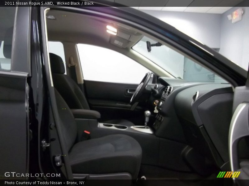 Wicked Black / Black 2011 Nissan Rogue S AWD