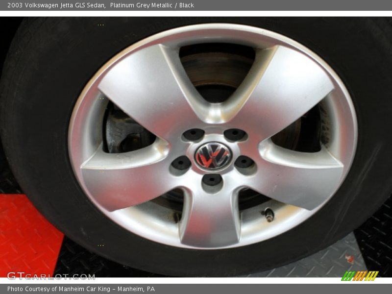 Platinum Grey Metallic / Black 2003 Volkswagen Jetta GLS Sedan