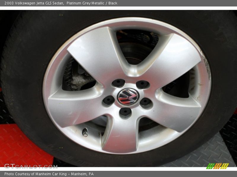 Platinum Grey Metallic / Black 2003 Volkswagen Jetta GLS Sedan