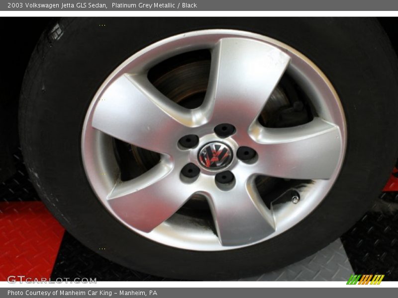 Platinum Grey Metallic / Black 2003 Volkswagen Jetta GLS Sedan