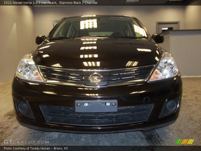Espresso Black / Charcoal 2011 Nissan Versa 1.8 S Hatchback