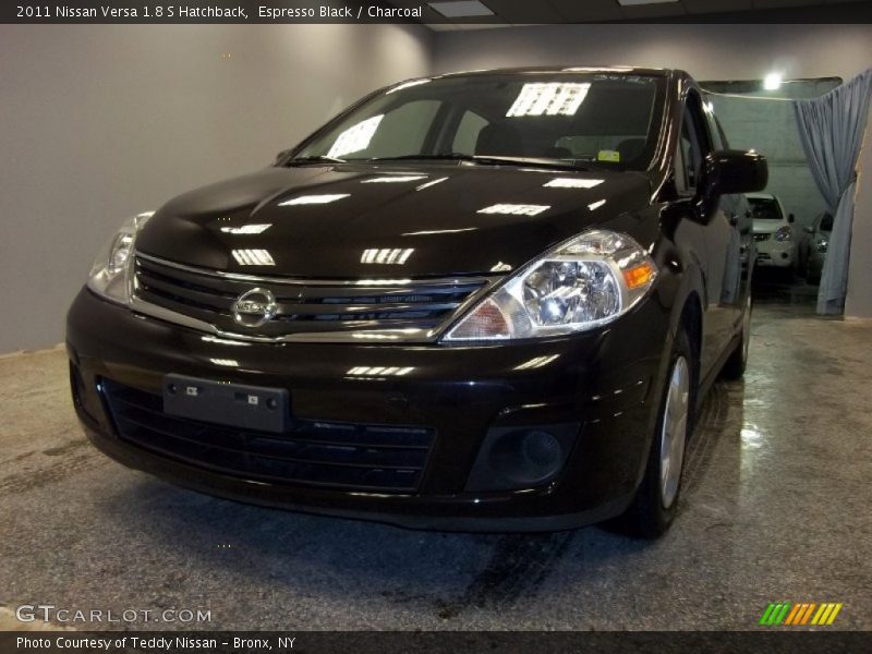 Espresso Black / Charcoal 2011 Nissan Versa 1.8 S Hatchback