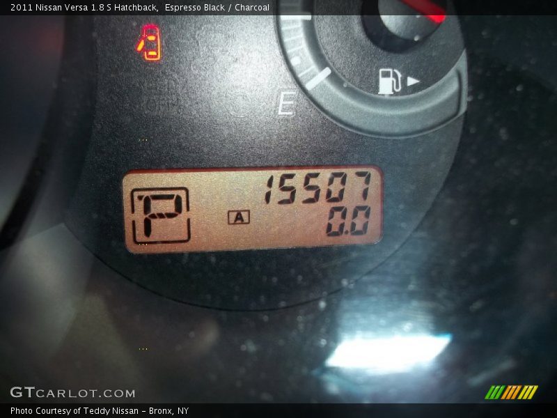 Espresso Black / Charcoal 2011 Nissan Versa 1.8 S Hatchback