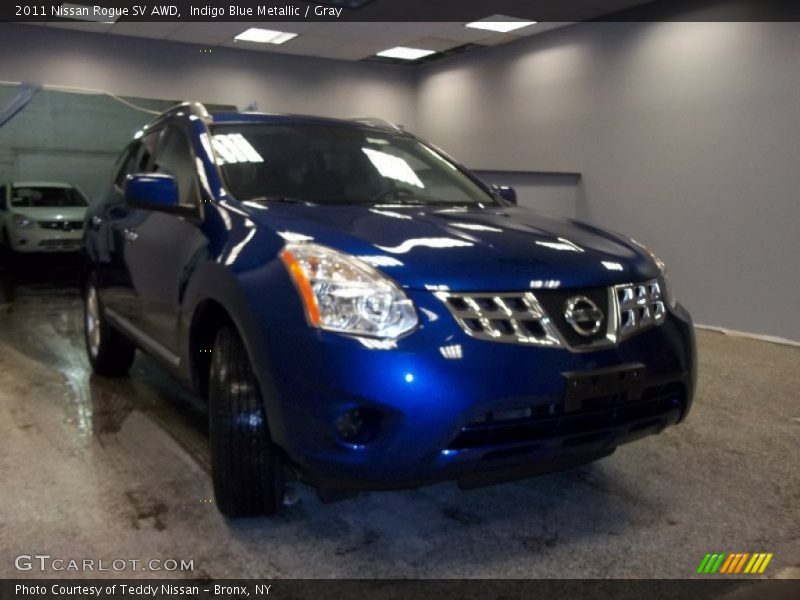 Indigo Blue Metallic / Gray 2011 Nissan Rogue SV AWD