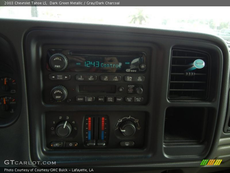 Dark Green Metallic / Gray/Dark Charcoal 2003 Chevrolet Tahoe LS