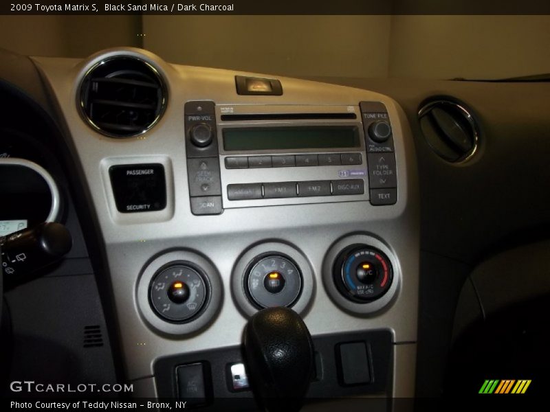 Black Sand Mica / Dark Charcoal 2009 Toyota Matrix S