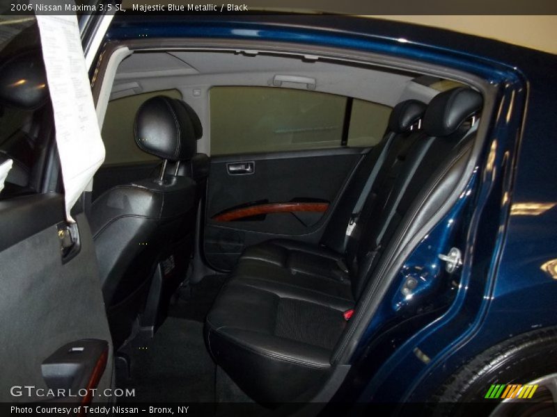 Majestic Blue Metallic / Black 2006 Nissan Maxima 3.5 SL