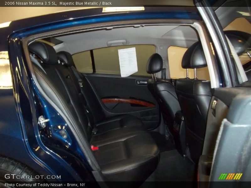 Majestic Blue Metallic / Black 2006 Nissan Maxima 3.5 SL