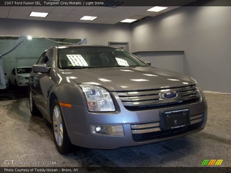 Tungsten Grey Metallic / Light Stone 2007 Ford Fusion SEL