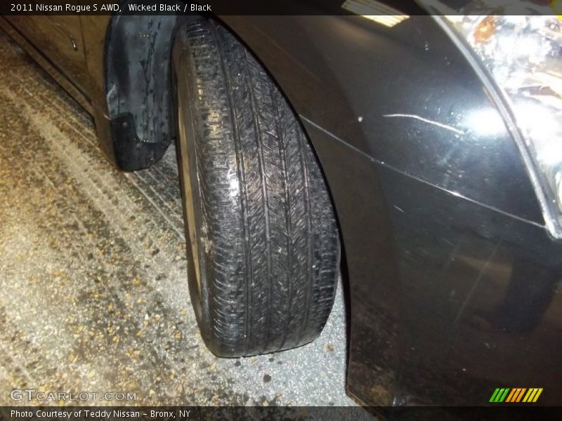 Wicked Black / Black 2011 Nissan Rogue S AWD