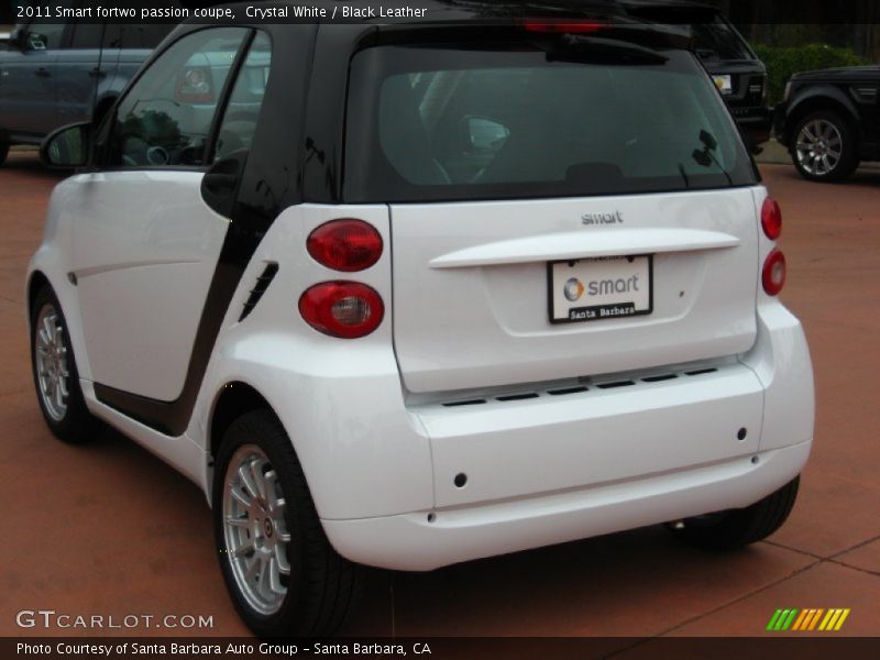 Crystal White / Black Leather 2011 Smart fortwo passion coupe