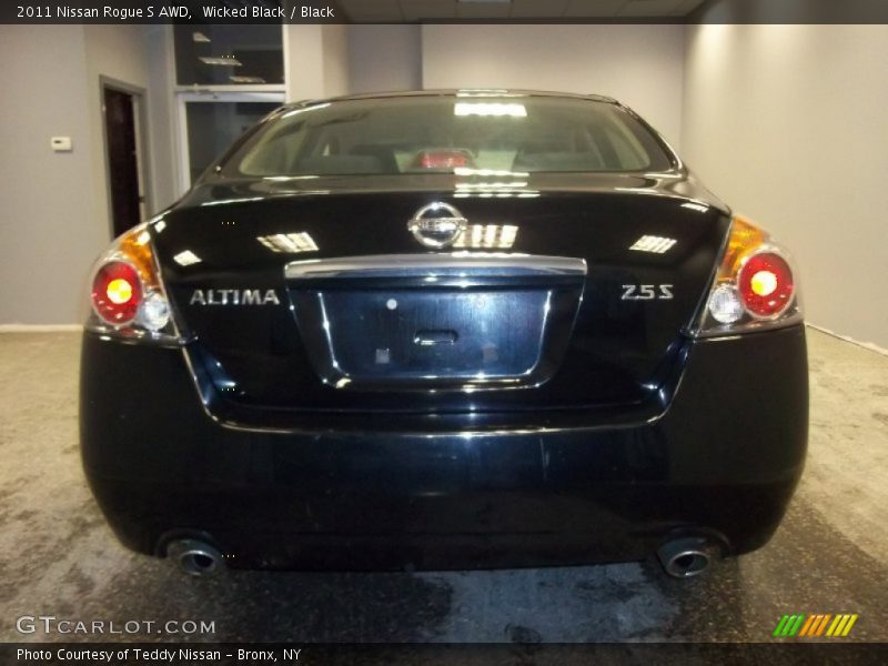 Wicked Black / Black 2011 Nissan Rogue S AWD