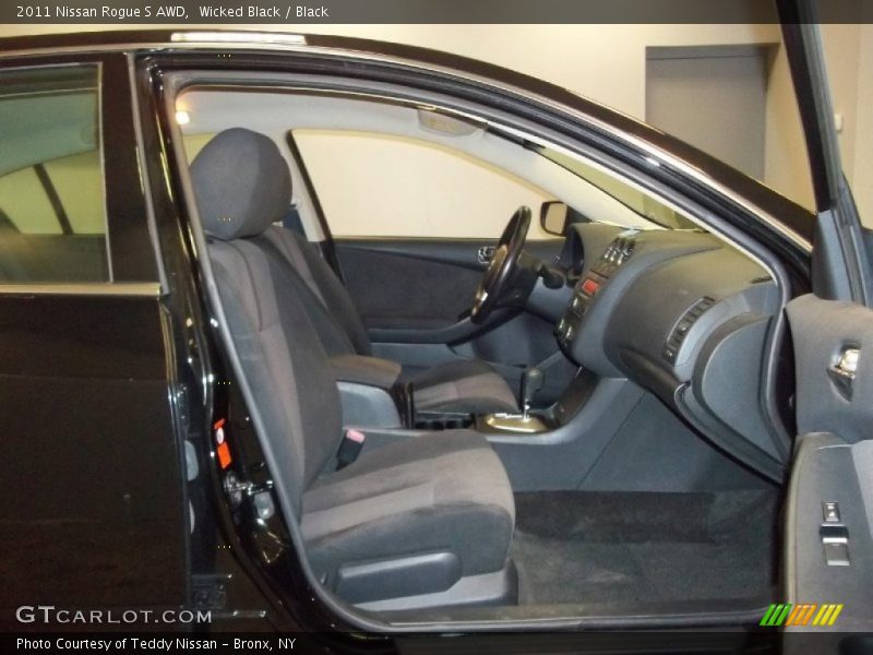 Wicked Black / Black 2011 Nissan Rogue S AWD