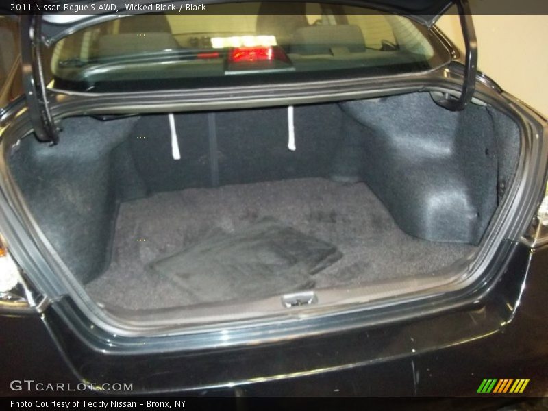 Wicked Black / Black 2011 Nissan Rogue S AWD