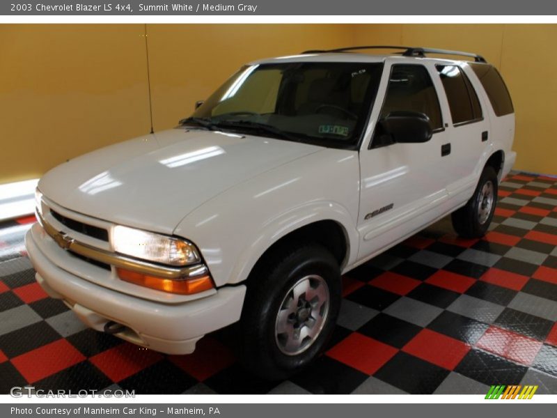 Summit White / Medium Gray 2003 Chevrolet Blazer LS 4x4