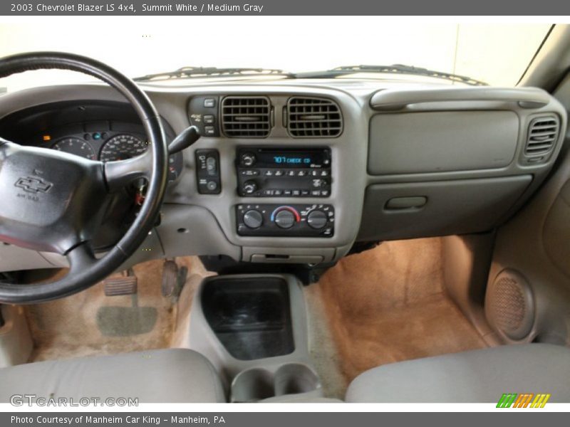 Summit White / Medium Gray 2003 Chevrolet Blazer LS 4x4