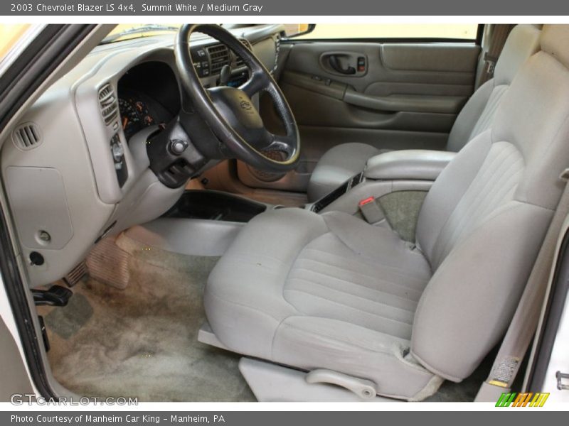 Summit White / Medium Gray 2003 Chevrolet Blazer LS 4x4