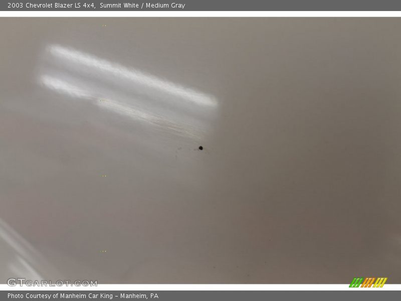 Summit White / Medium Gray 2003 Chevrolet Blazer LS 4x4