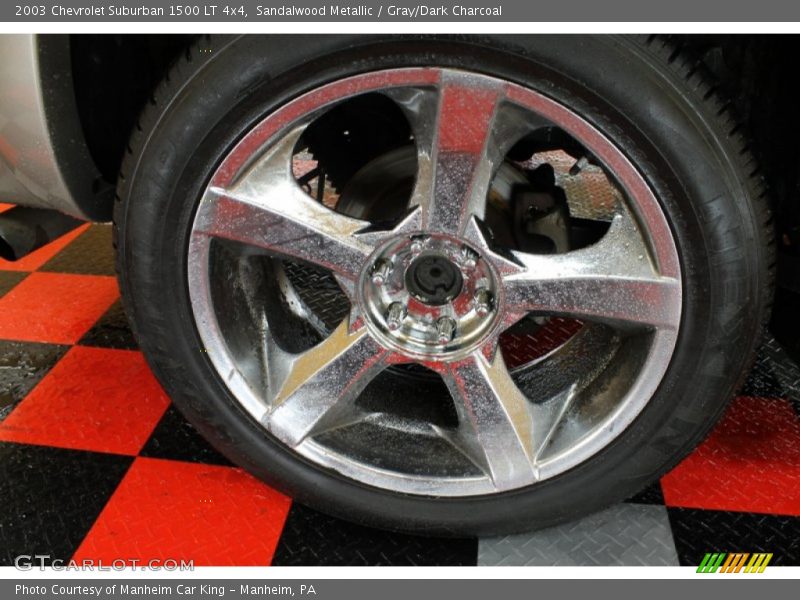 Sandalwood Metallic / Gray/Dark Charcoal 2003 Chevrolet Suburban 1500 LT 4x4