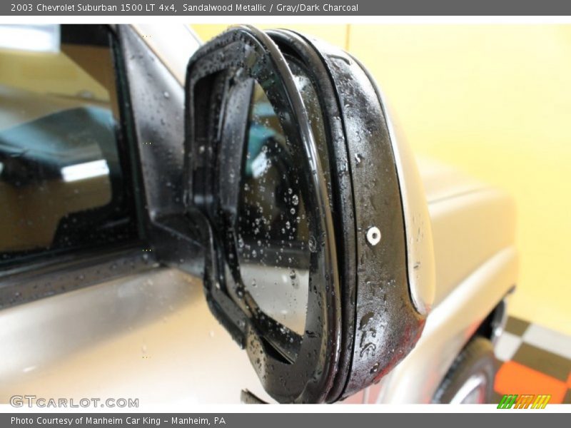 Sandalwood Metallic / Gray/Dark Charcoal 2003 Chevrolet Suburban 1500 LT 4x4