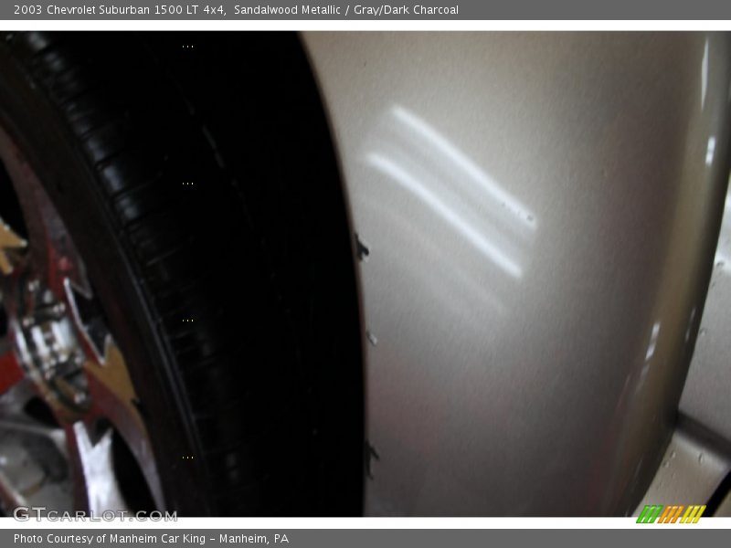 Sandalwood Metallic / Gray/Dark Charcoal 2003 Chevrolet Suburban 1500 LT 4x4