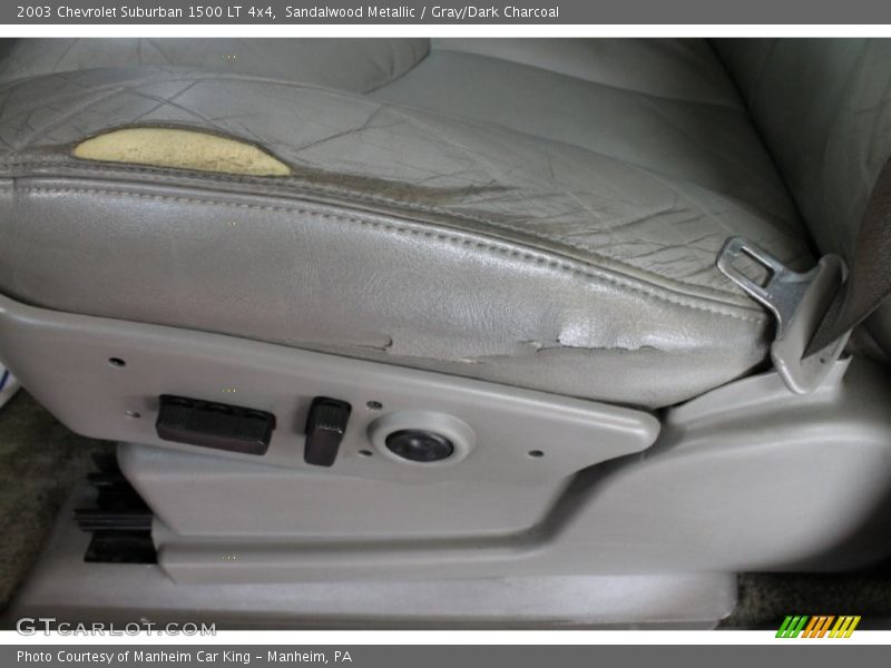 Sandalwood Metallic / Gray/Dark Charcoal 2003 Chevrolet Suburban 1500 LT 4x4