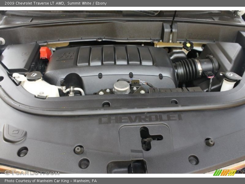 Summit White / Ebony 2009 Chevrolet Traverse LT AWD