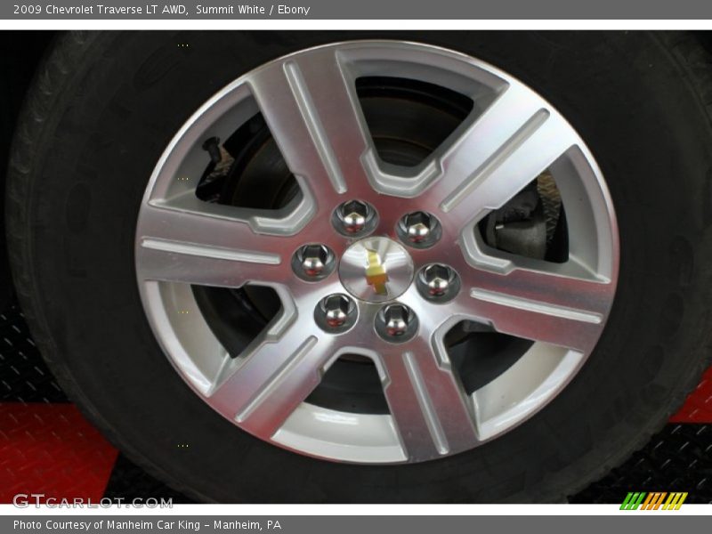 Summit White / Ebony 2009 Chevrolet Traverse LT AWD