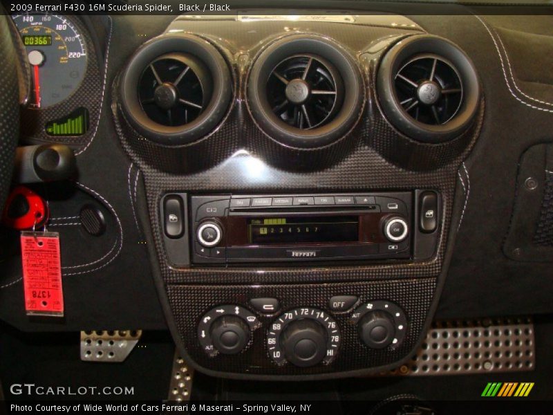 Controls of 2009 F430 16M Scuderia Spider