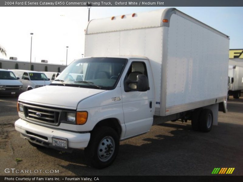 Oxford White / Medium Flint 2004 Ford E Series Cutaway E450 Commercial Moving Truck