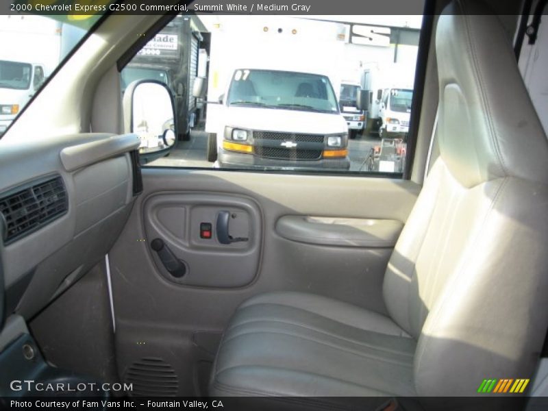 Summit White / Medium Gray 2000 Chevrolet Express G2500 Commercial