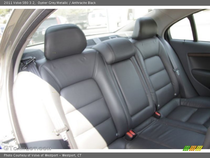 Oyster Grey Metallic / Anthracite Black 2011 Volvo S80 3.2