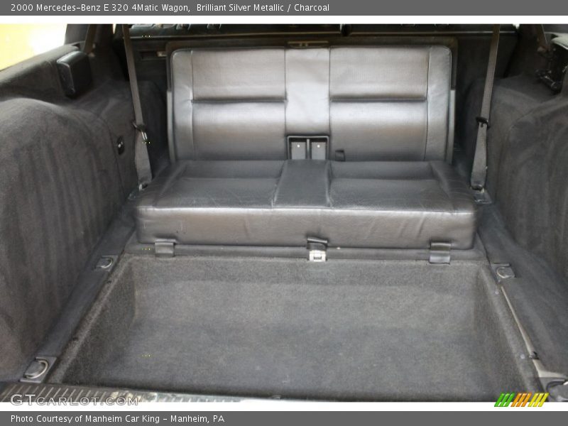 Brilliant Silver Metallic / Charcoal 2000 Mercedes-Benz E 320 4Matic Wagon