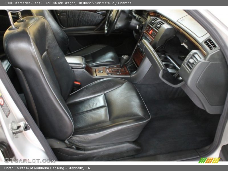 Brilliant Silver Metallic / Charcoal 2000 Mercedes-Benz E 320 4Matic Wagon