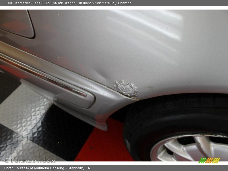 Brilliant Silver Metallic / Charcoal 2000 Mercedes-Benz E 320 4Matic Wagon