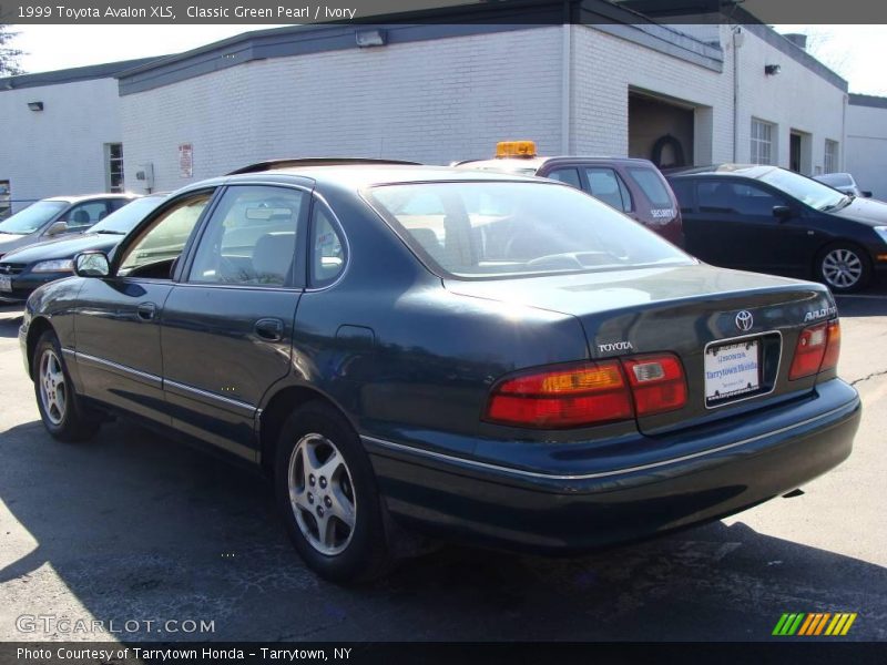 Classic Green Pearl / Ivory 1999 Toyota Avalon XLS