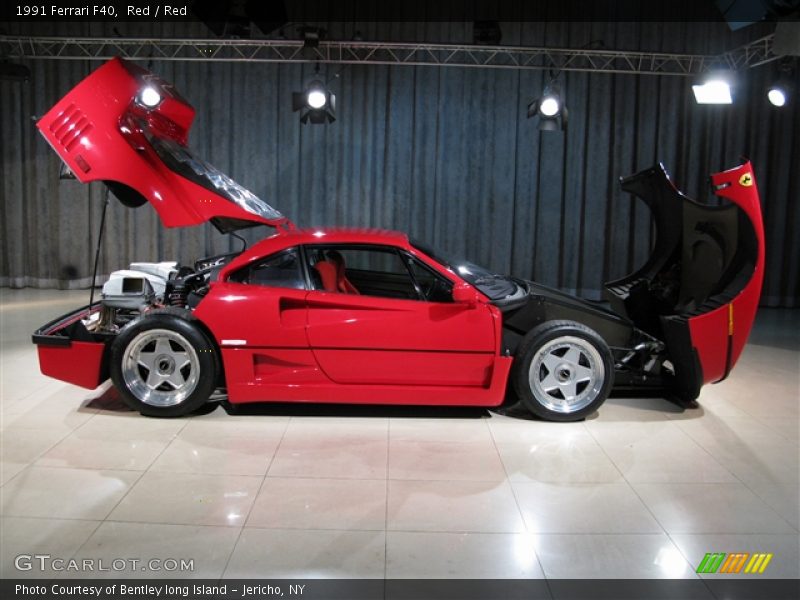 Red / Red 1991 Ferrari F40