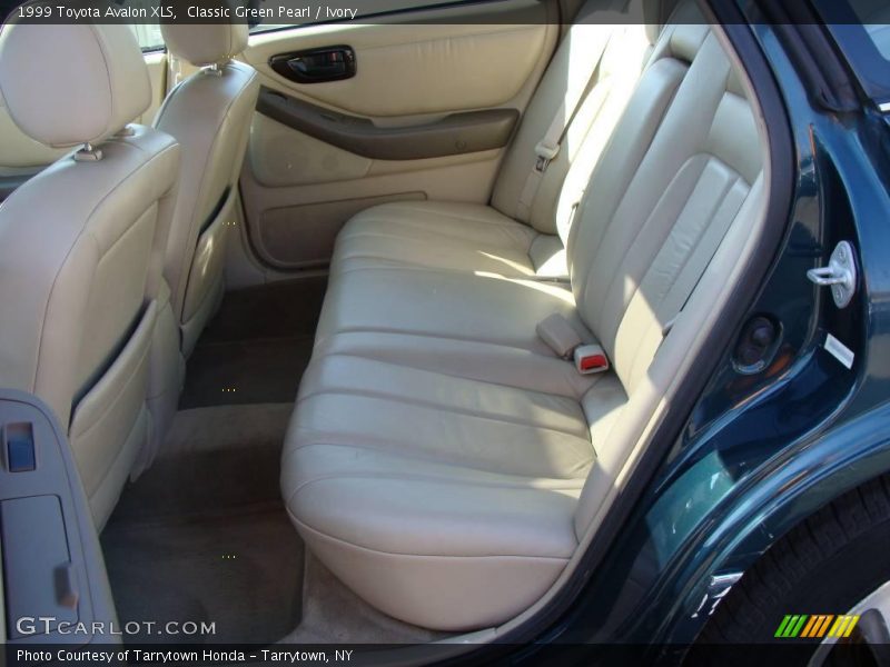 Classic Green Pearl / Ivory 1999 Toyota Avalon XLS
