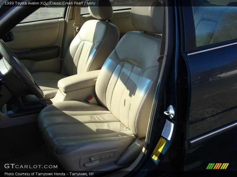 Classic Green Pearl / Ivory 1999 Toyota Avalon XLS