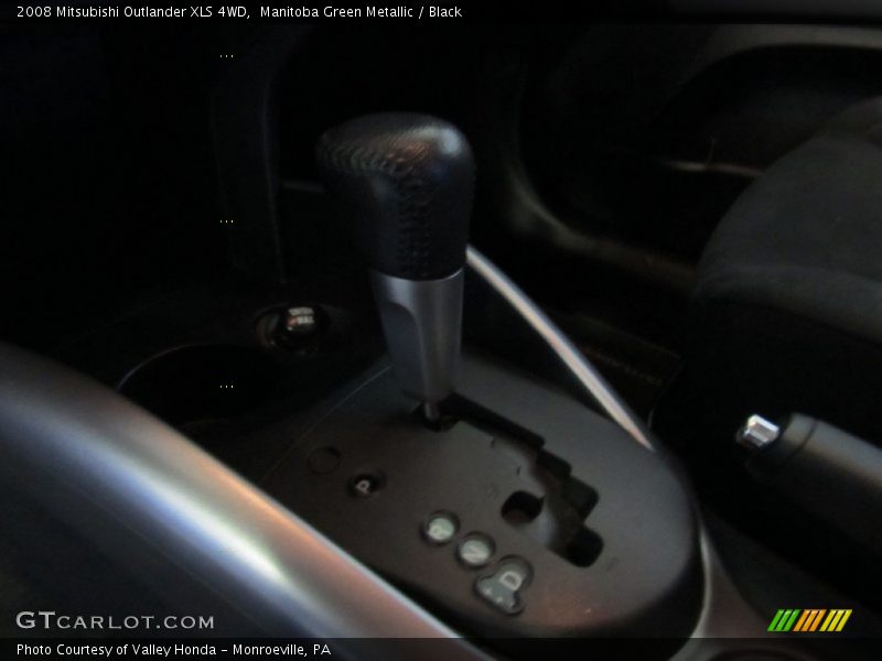 Manitoba Green Metallic / Black 2008 Mitsubishi Outlander XLS 4WD