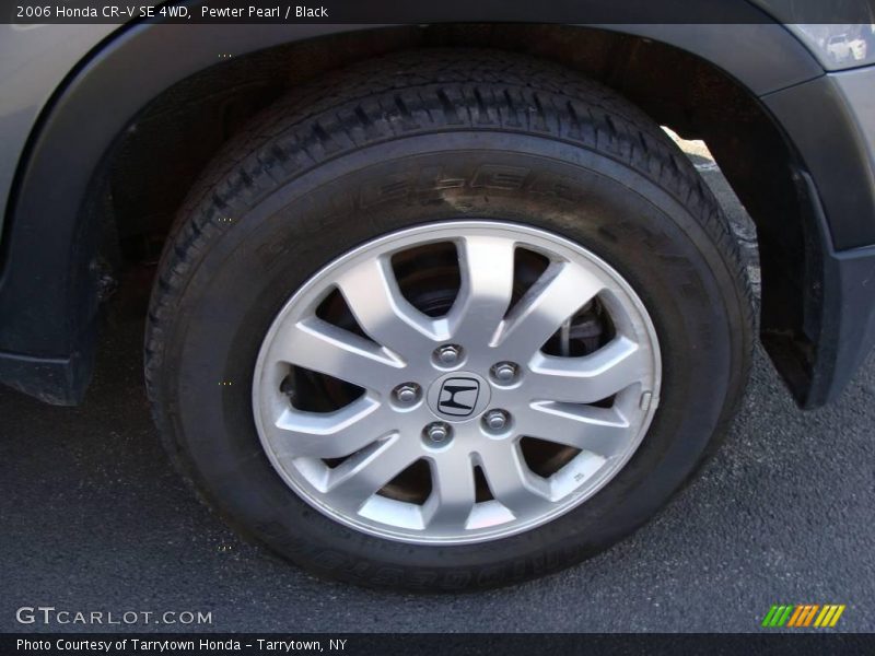 Pewter Pearl / Black 2006 Honda CR-V SE 4WD