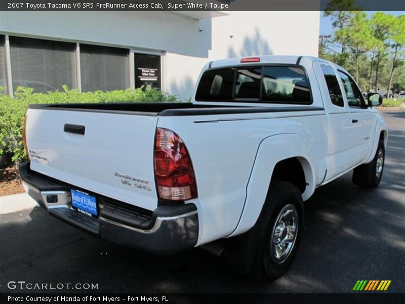 Super White / Taupe 2007 Toyota Tacoma V6 SR5 PreRunner Access Cab