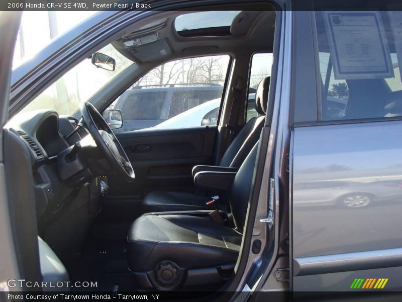 Pewter Pearl / Black 2006 Honda CR-V SE 4WD