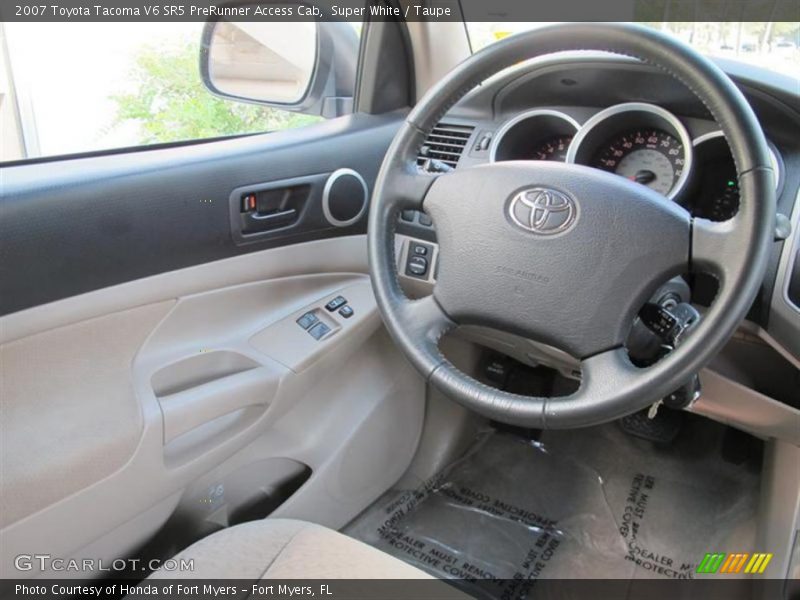 Super White / Taupe 2007 Toyota Tacoma V6 SR5 PreRunner Access Cab