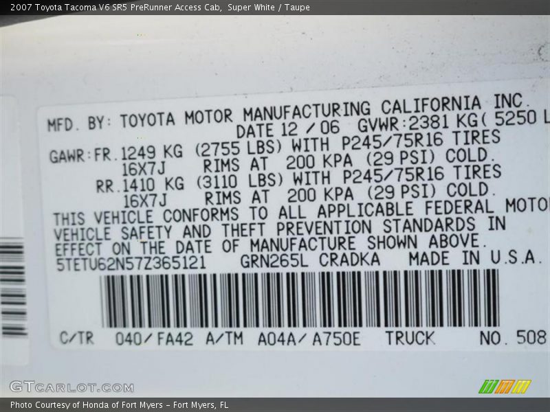 Super White / Taupe 2007 Toyota Tacoma V6 SR5 PreRunner Access Cab