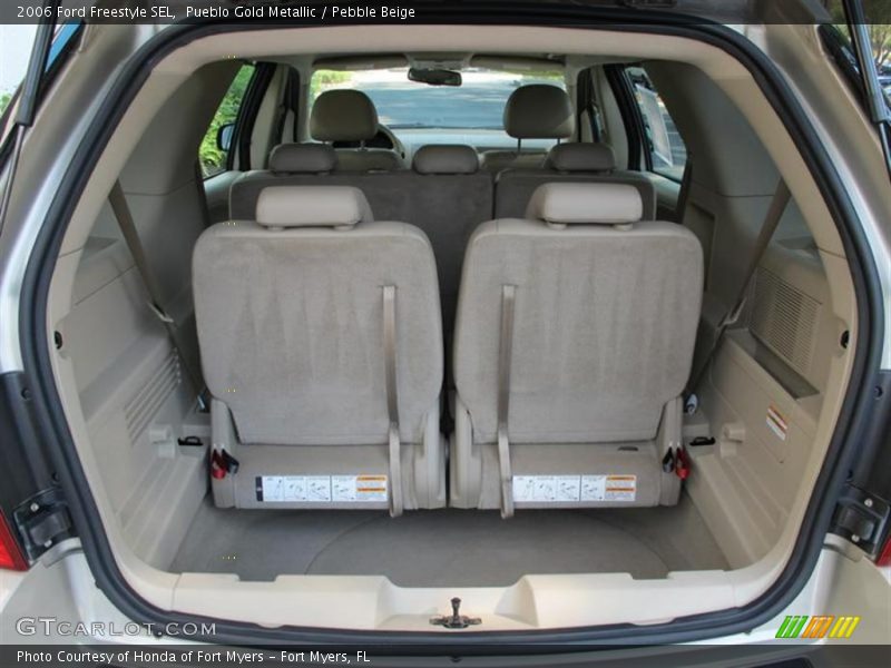 Pueblo Gold Metallic / Pebble Beige 2006 Ford Freestyle SEL