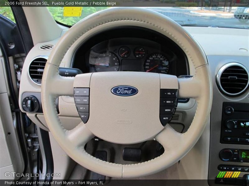 Pueblo Gold Metallic / Pebble Beige 2006 Ford Freestyle SEL