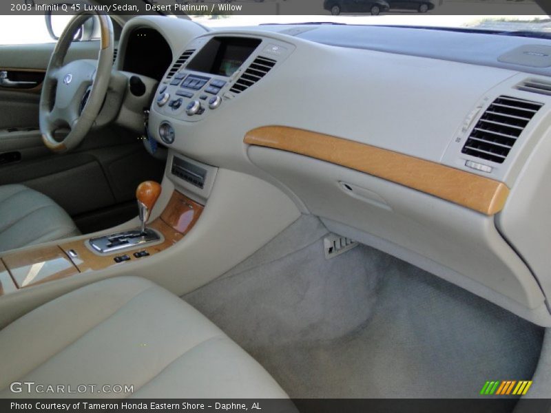 Dashboard of 2003 Q 45 Luxury Sedan